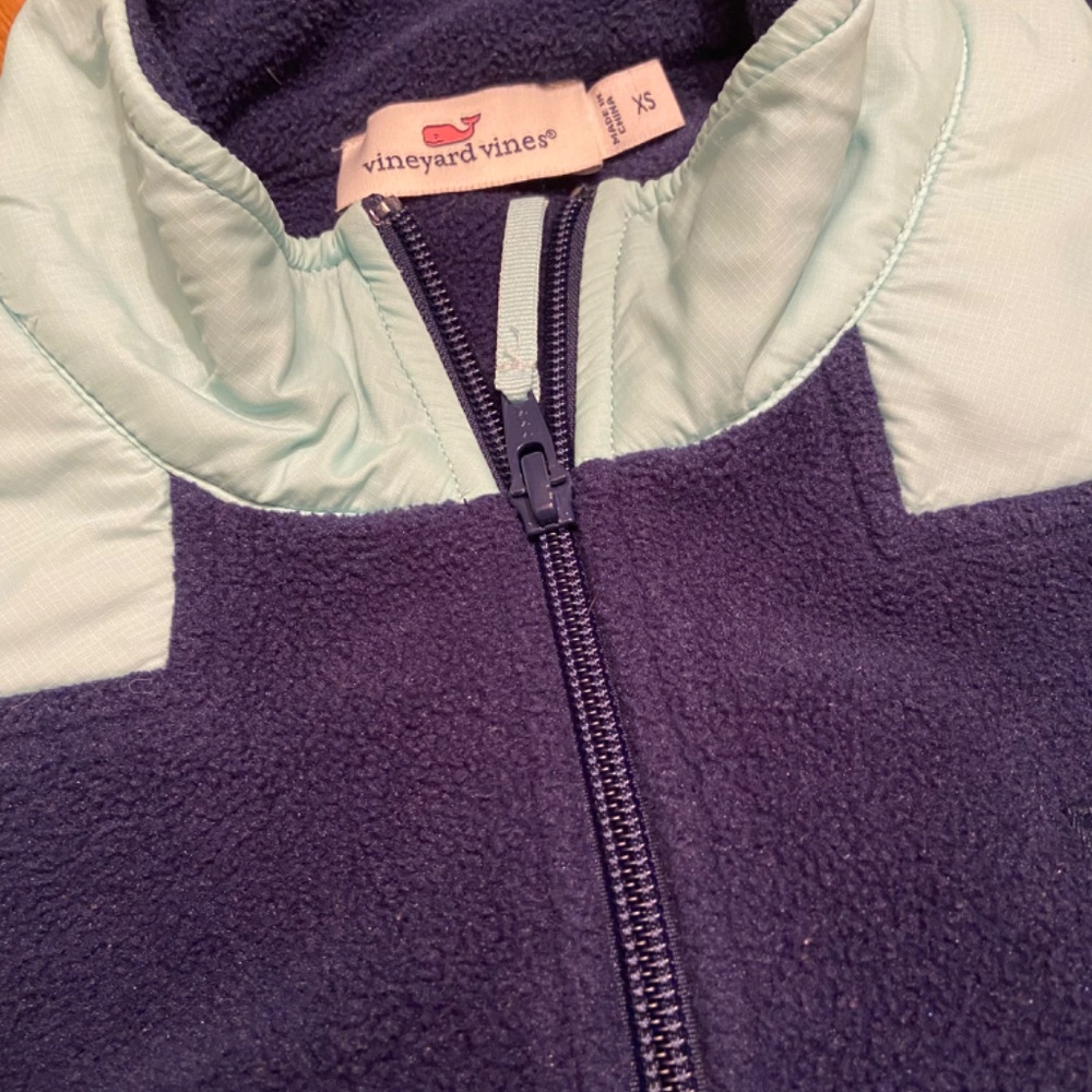 Vineyard Vines Harbor Fleece Quarter Zip - Navy/Light Blue - Size XS - Picture 3 of 3